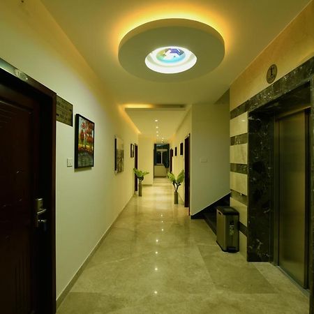 Sky Residency Panzió Csennai Kültér fotó
